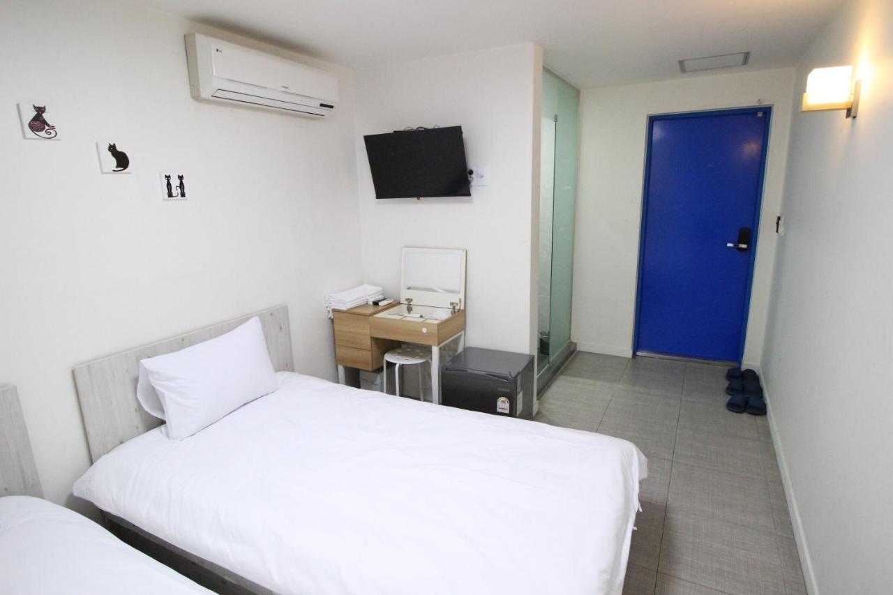 Hotel Golden Park Myeongdong Сеул Екстериор снимка
