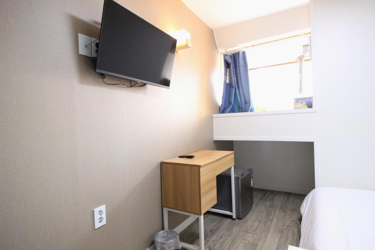 Hotel Golden Park Myeongdong Сеул Екстериор снимка