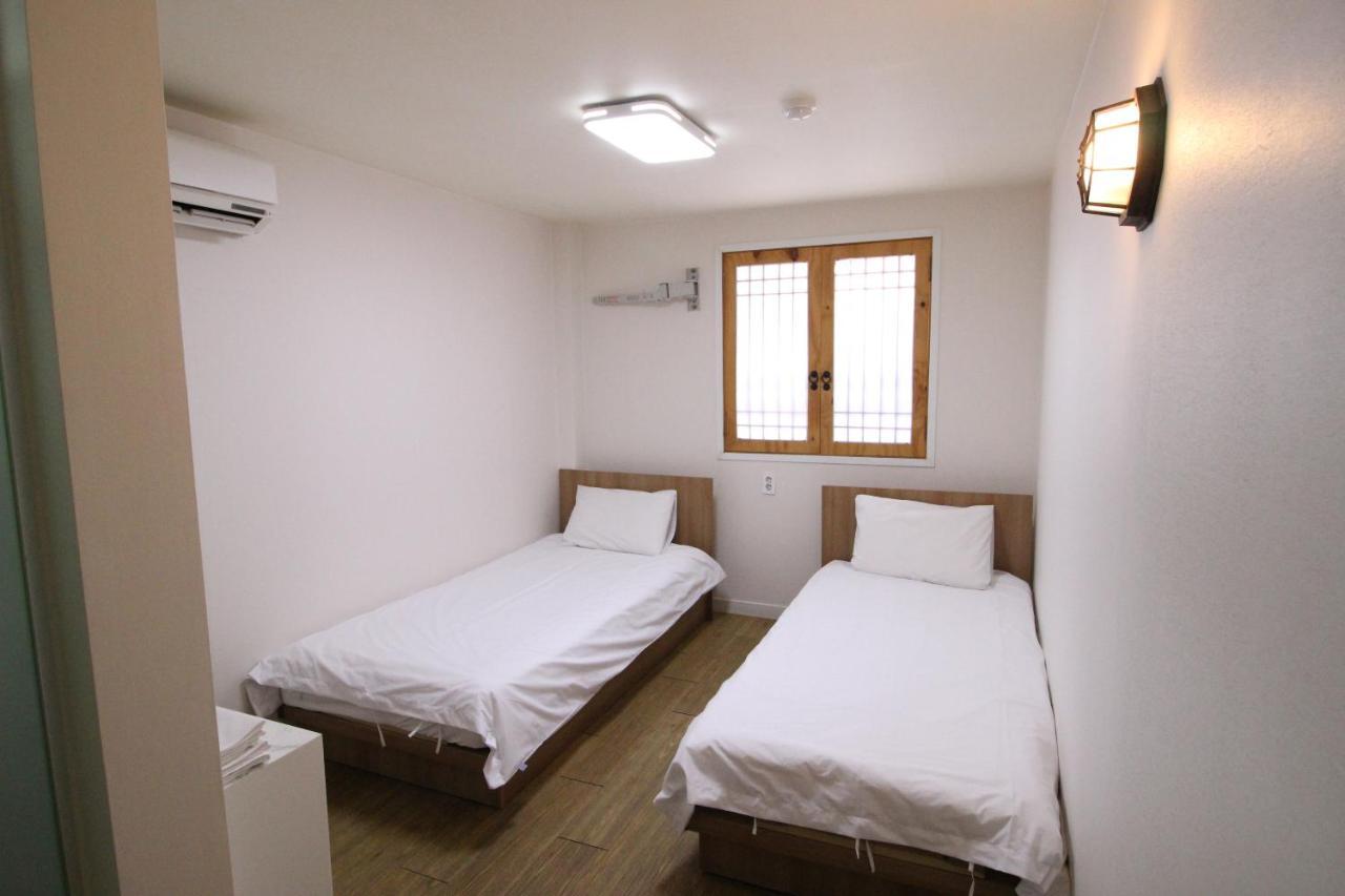 Hotel Golden Park Myeongdong Сеул Екстериор снимка