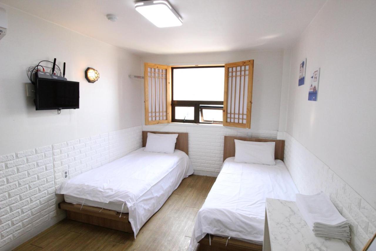 Hotel Golden Park Myeongdong Сеул Екстериор снимка