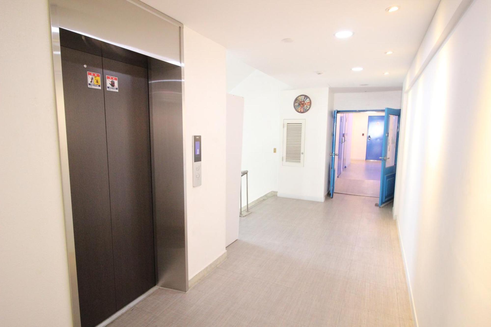 Hotel Golden Park Myeongdong Сеул Екстериор снимка