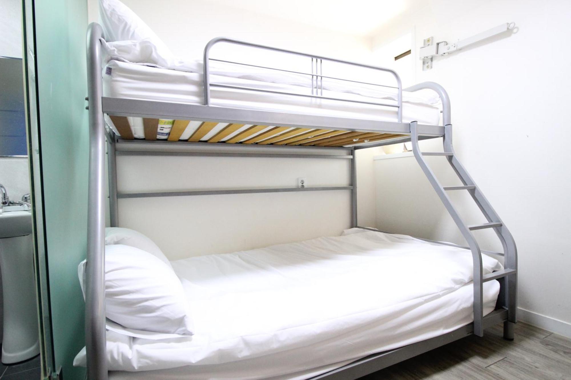 Hotel Golden Park Myeongdong Сеул Екстериор снимка