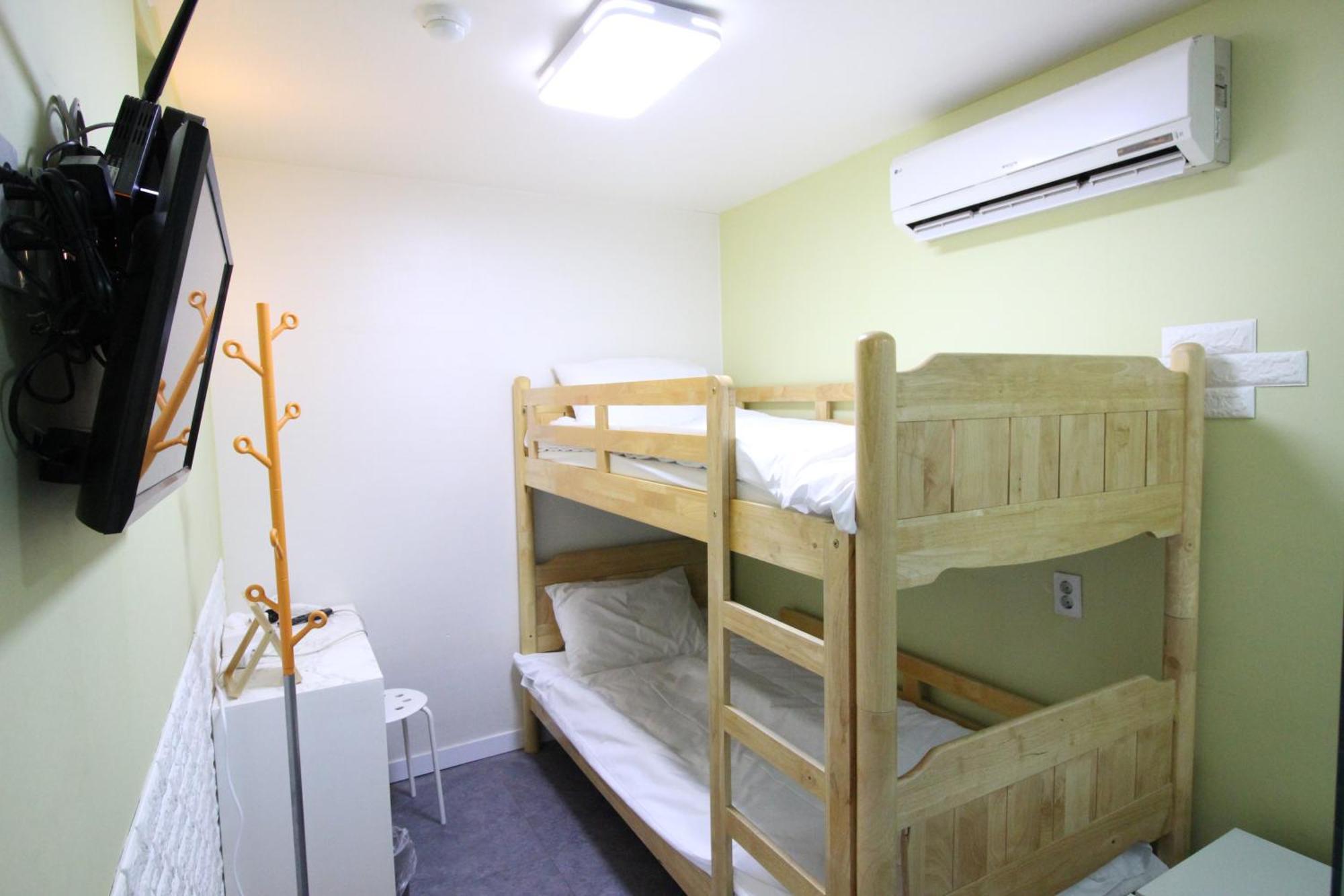 Hotel Golden Park Myeongdong Сеул Екстериор снимка