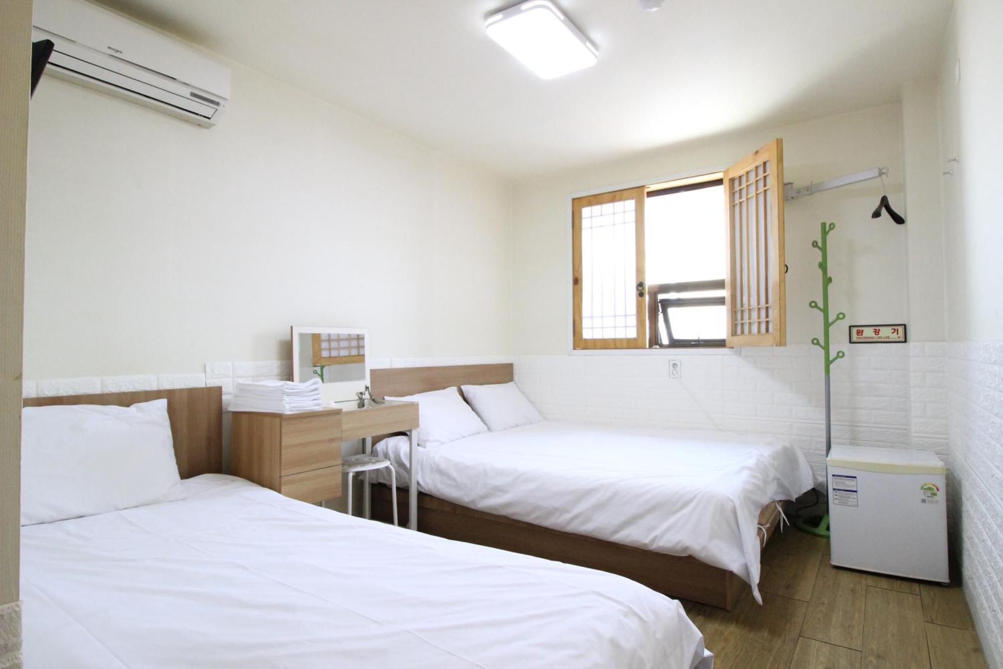 Hotel Golden Park Myeongdong Сеул Екстериор снимка